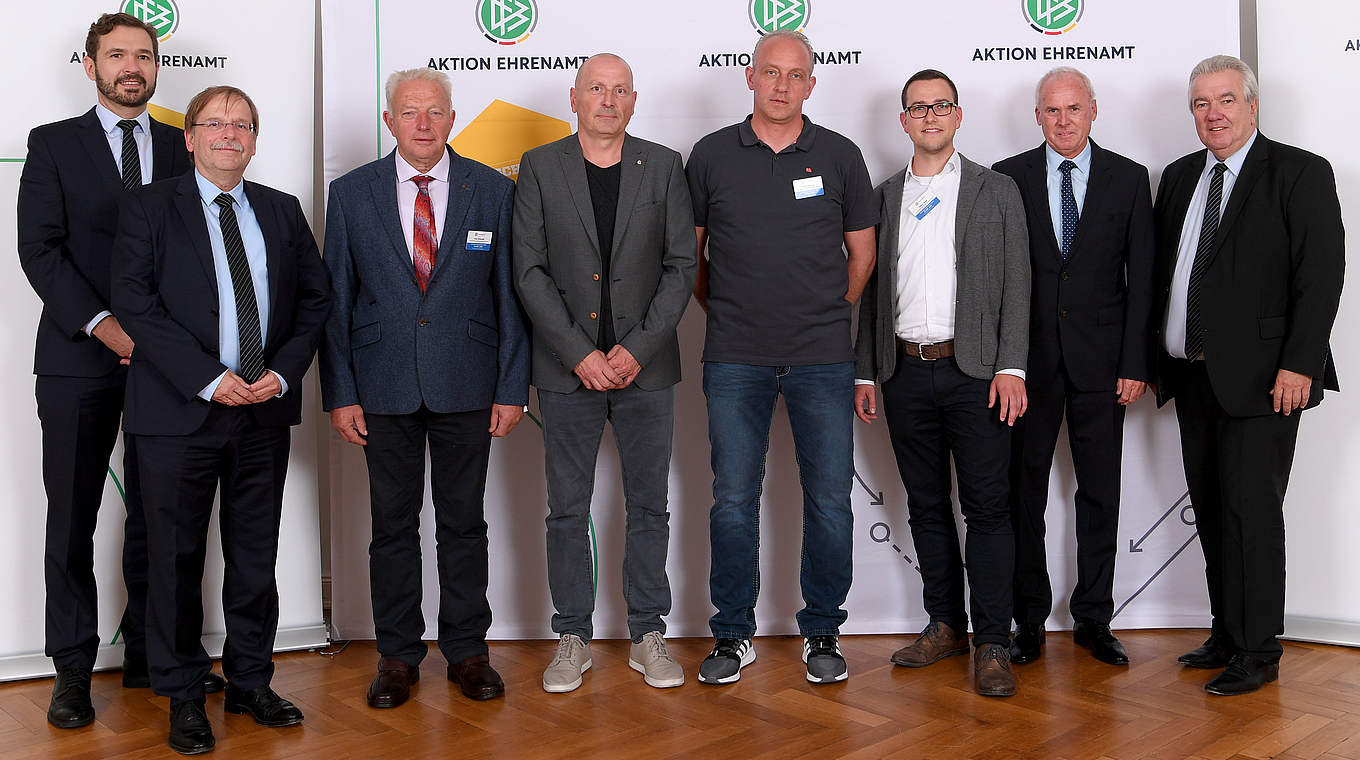 Gruppenbild mit der Delegation Mecklenburg-Vorpommerns: Dr. Friedrich Curtius, Dr. Rainer Koch (v.l.) und Peter Frymuth (r.) © Getty Images