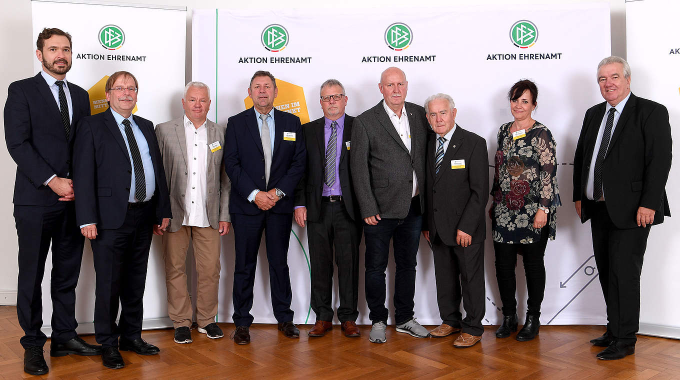 Gruppenbild mit der Delegation Sachsen-Anhalts: Dr. Friedrich Curtius, Dr. Rainer Koch (v.l.) und Peter Frymuth (r.) © Getty Images