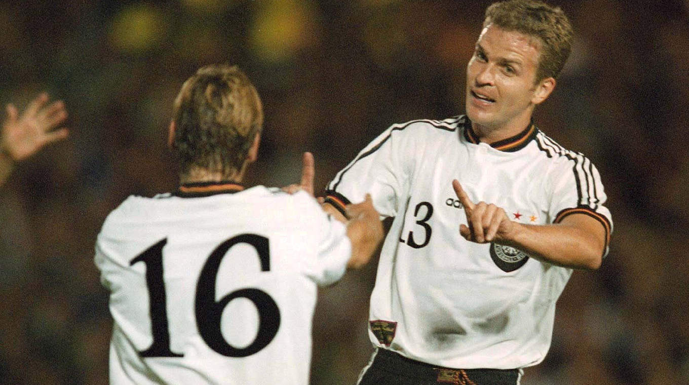 Bierhoff (r.) scored a record three goals in six minutes in 1997.  © Bongarts