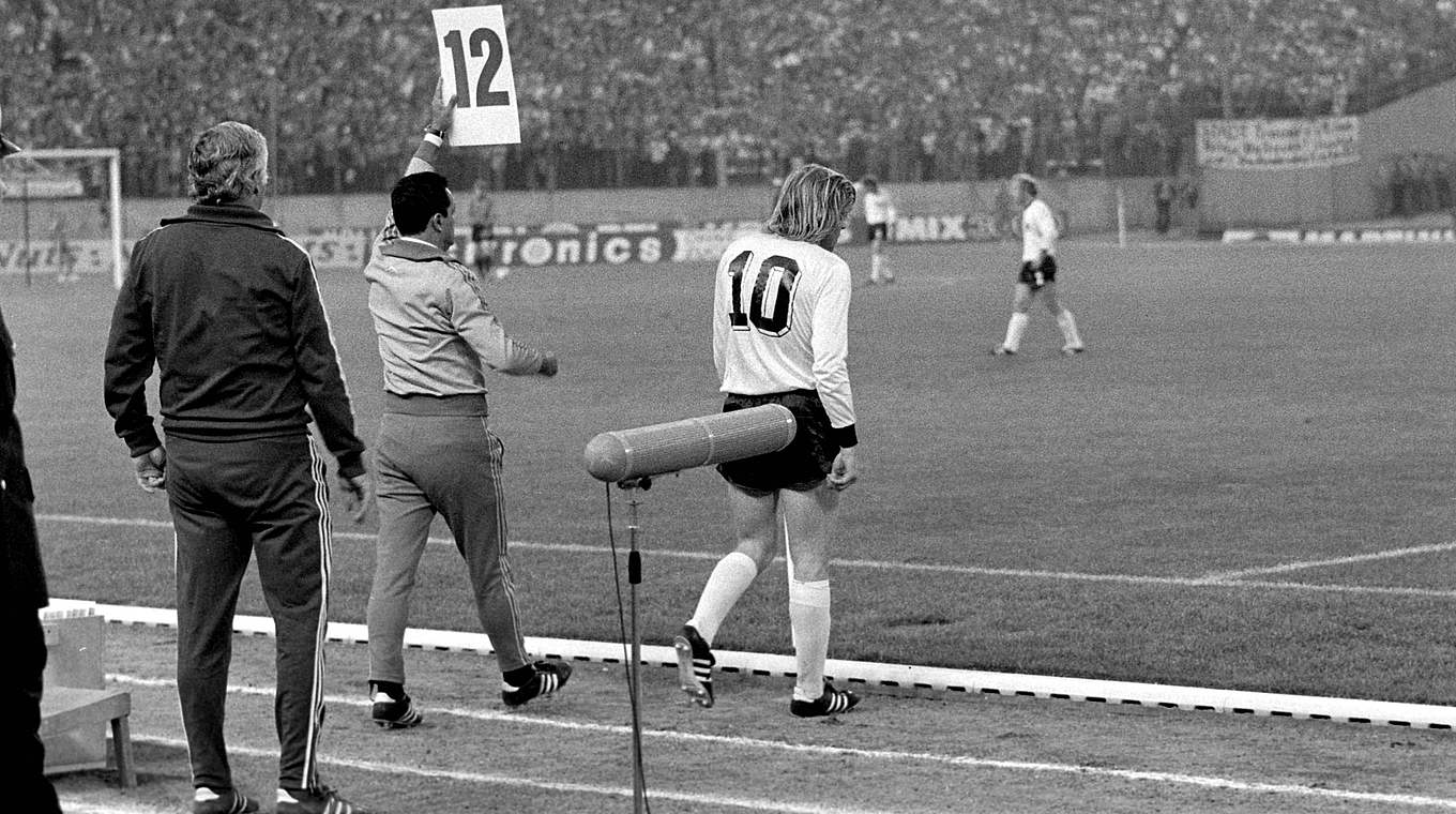 Einziger WM-Einsatz: Netzer wird 1974 gegen die DDR eingewechselt © imago/WEREK
