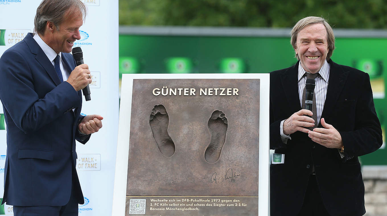 Fußabdruck auf dem Walk of Fame des DFB-Pokals am berliner Olympiastadion © Getty Images