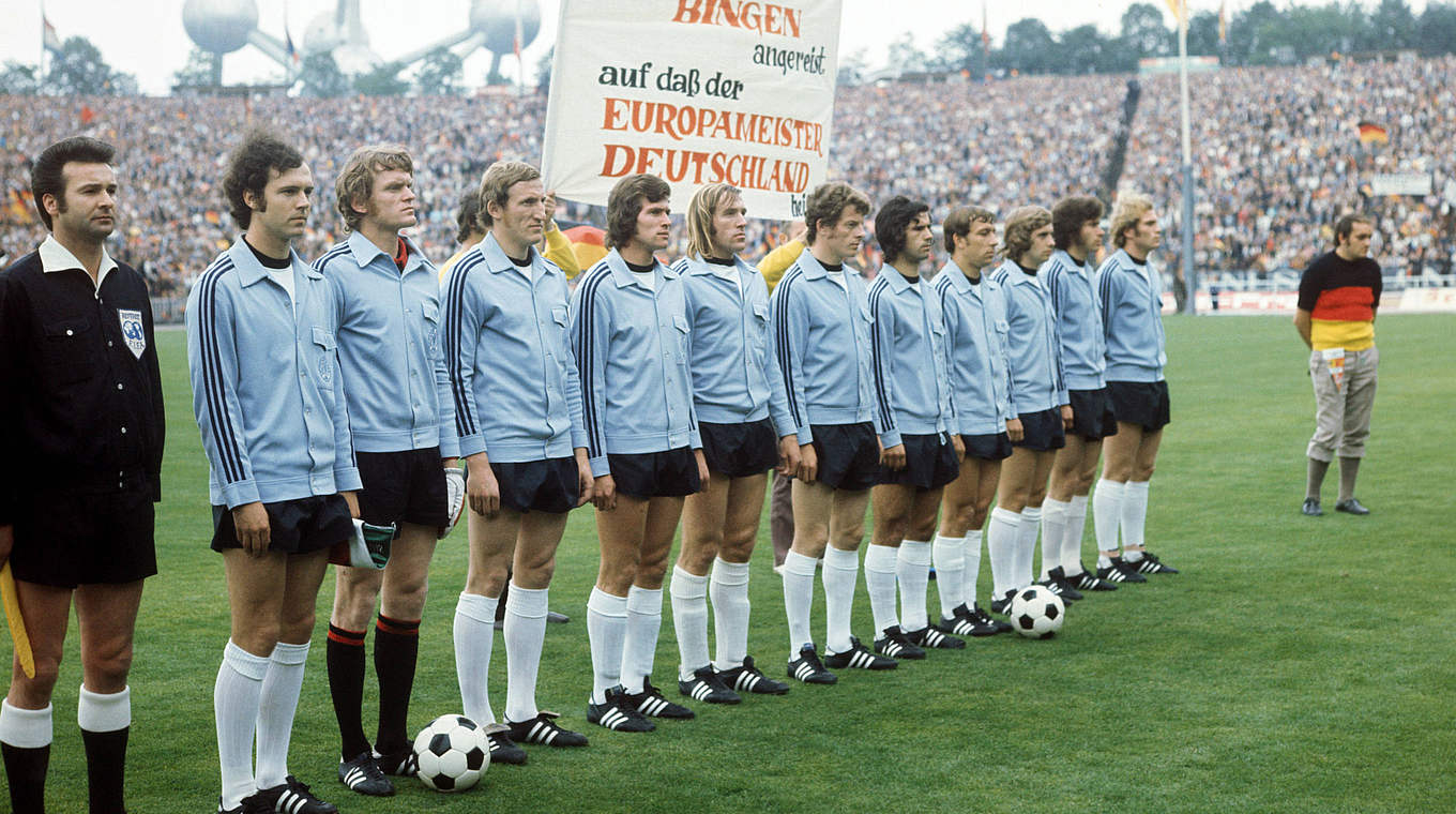 Die Europameister von 1972 vor dem Finale in Brüssel © imago sportfotodienst