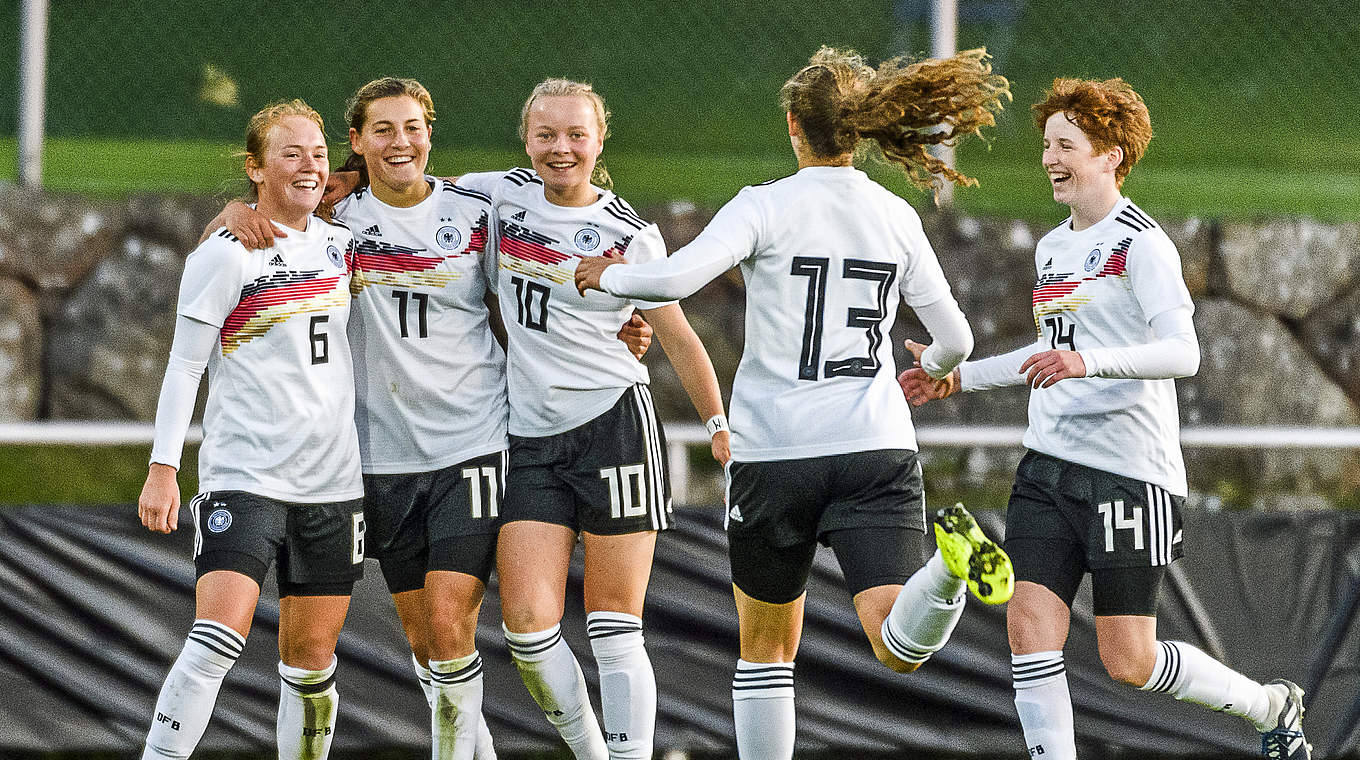 Trainerin Kromp: "Die Freude war groß, die Mädels sind an ihre Grenzen gegangen" © 2019 Getty Images