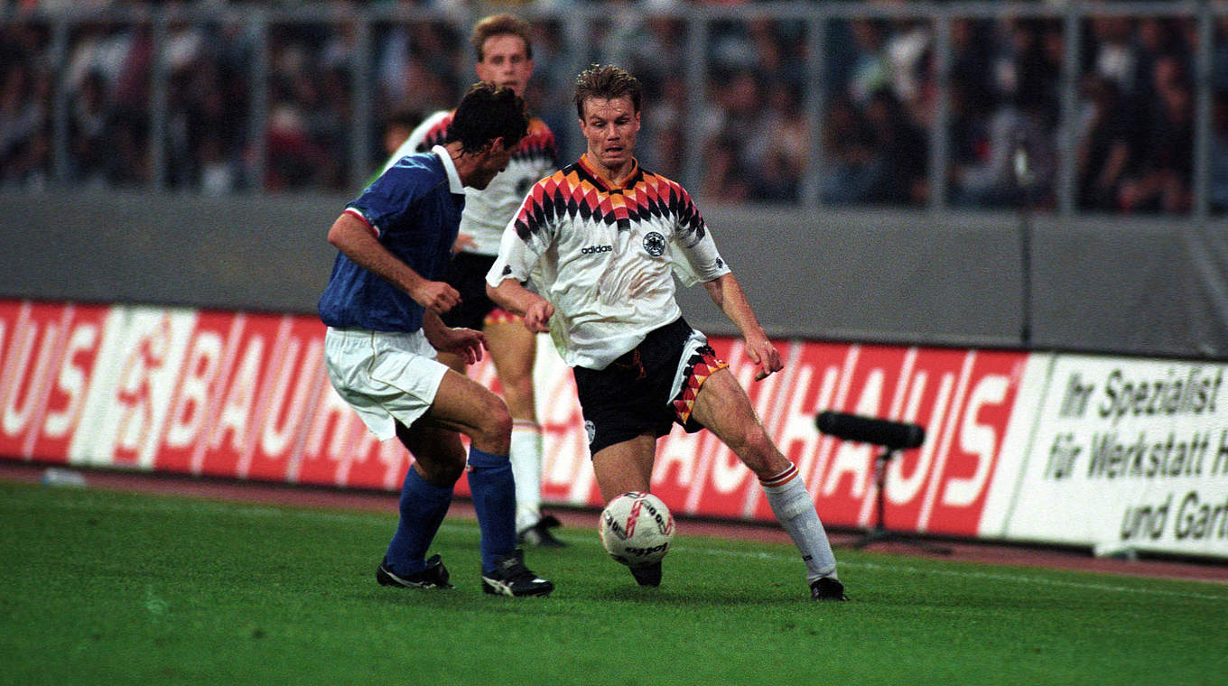 Erinnert sich an seine Länderspiele gegen Italien: 96er-Europameister Thomas Helmer (r.) © imago