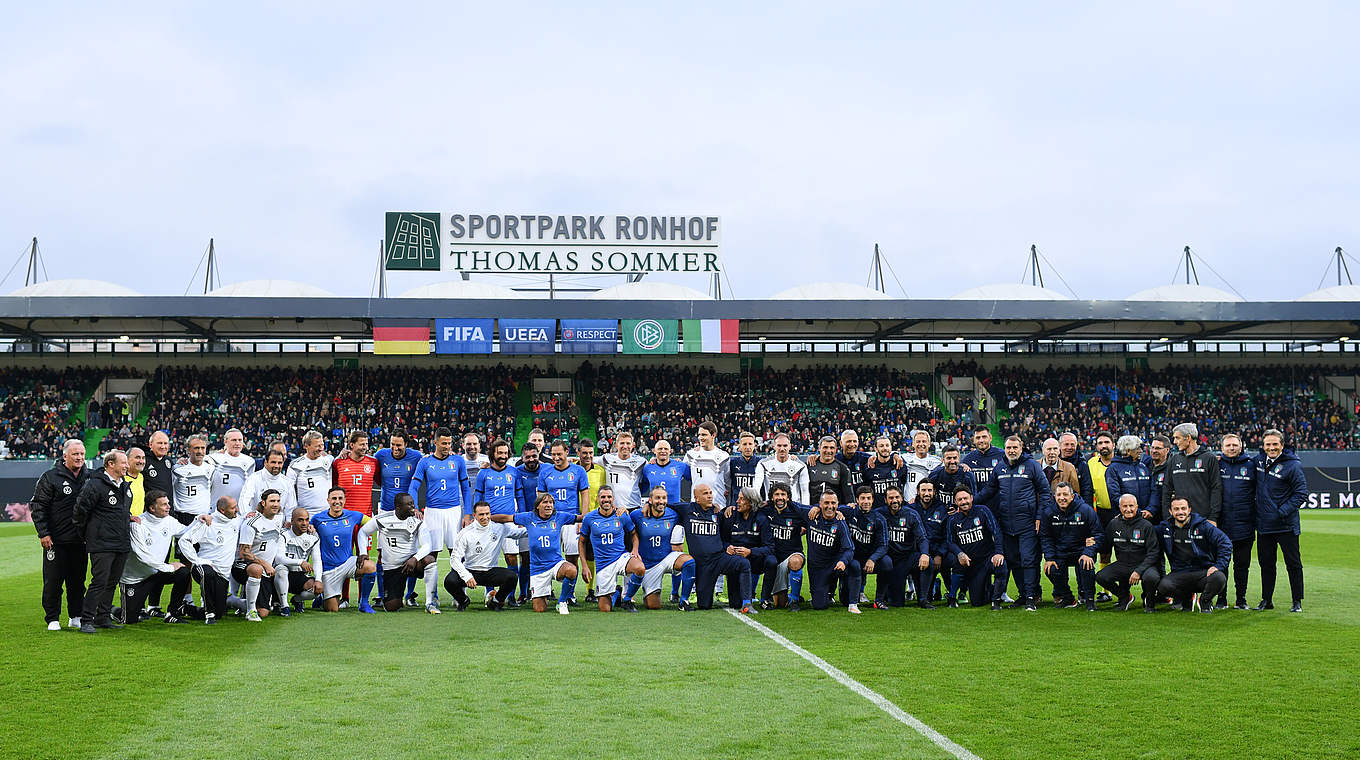 Eine gelungene Veranstaltung: DFB-All-Stars und Azzurri Legends vereint © 2019 Getty Images