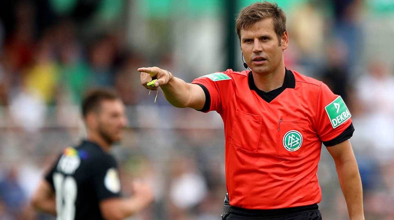 Leitet in Mainz sein 35. Spiel in der Bundesliga: Schiedsrichter Frank Willenborg © 2019 Bongarts/Getty Images