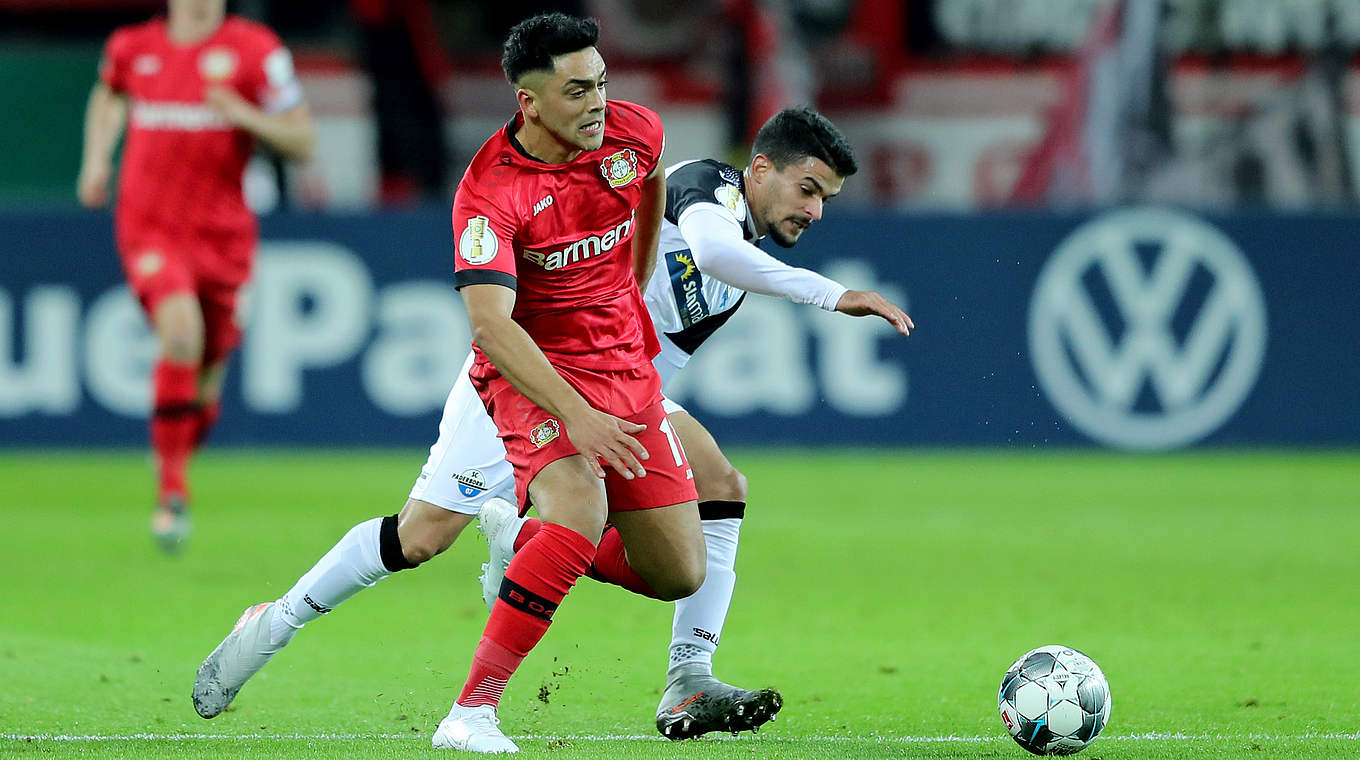 Knapper Sieg gegen Paderborn: Leverkusen und Amiri jubeln © 2019 Bongarts/Getty Images
