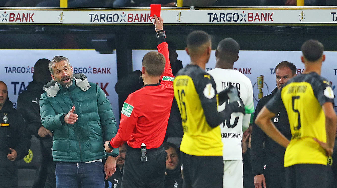 Sieht in Dortmund die Rote Karte: Mönchengladbachs Trainer Marco Rose (l.) © 2019 Bongarts/Getty Images