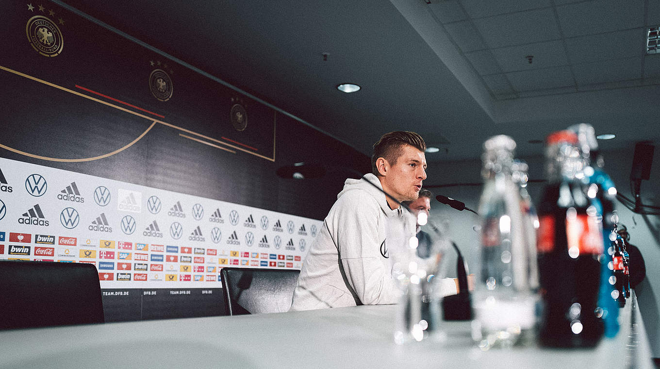 "In der Stiftungsarbeit gab's schon viele schöne Momente": Kroos nutzt seine Prominenz © DFB | PHILIPPREINHARD.COM