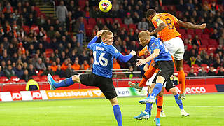 Auftakt zum klaren Heimsieg: Georginio Wijnaldum (r.) trifft für Oranje © Getty Images