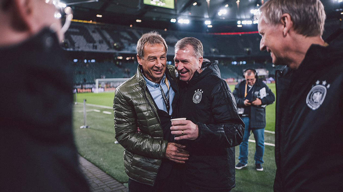 "Jürgen ist immer für Überraschungen gut": Köpke hilft Hertha-Coach Klinsmann (l.) aus © Philipp Reinhard