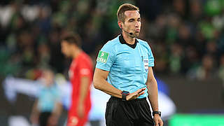 Auf internationaler Bühne in Brügge im Einsatz: FIFA-Referee Tobias Stieler © GettyImages