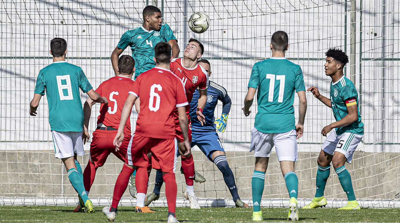 Enges Spiel zum Turnierauftakt in Israel: Das DFB-Team unterliegt Serbien knapp © Thomas Boecker/DFB