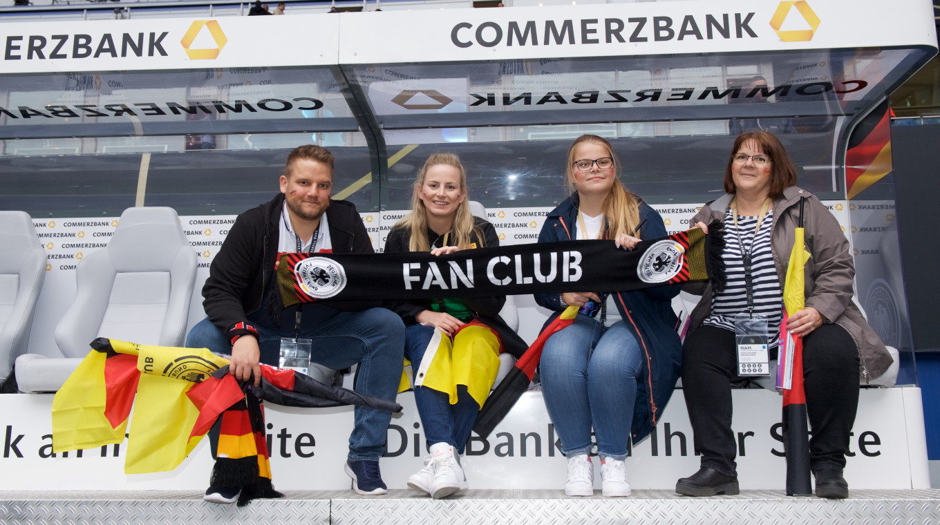  © Fan Club Nationalmannschaft