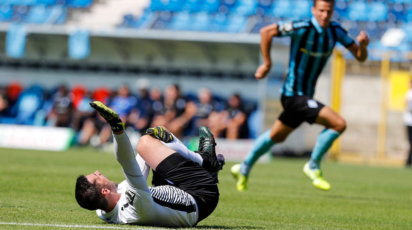 Schwere Verletzung: Waldhof-Keeper Markus Scholz (l.) erleidet einen Kreuzbandriss © 2019 Getty Images