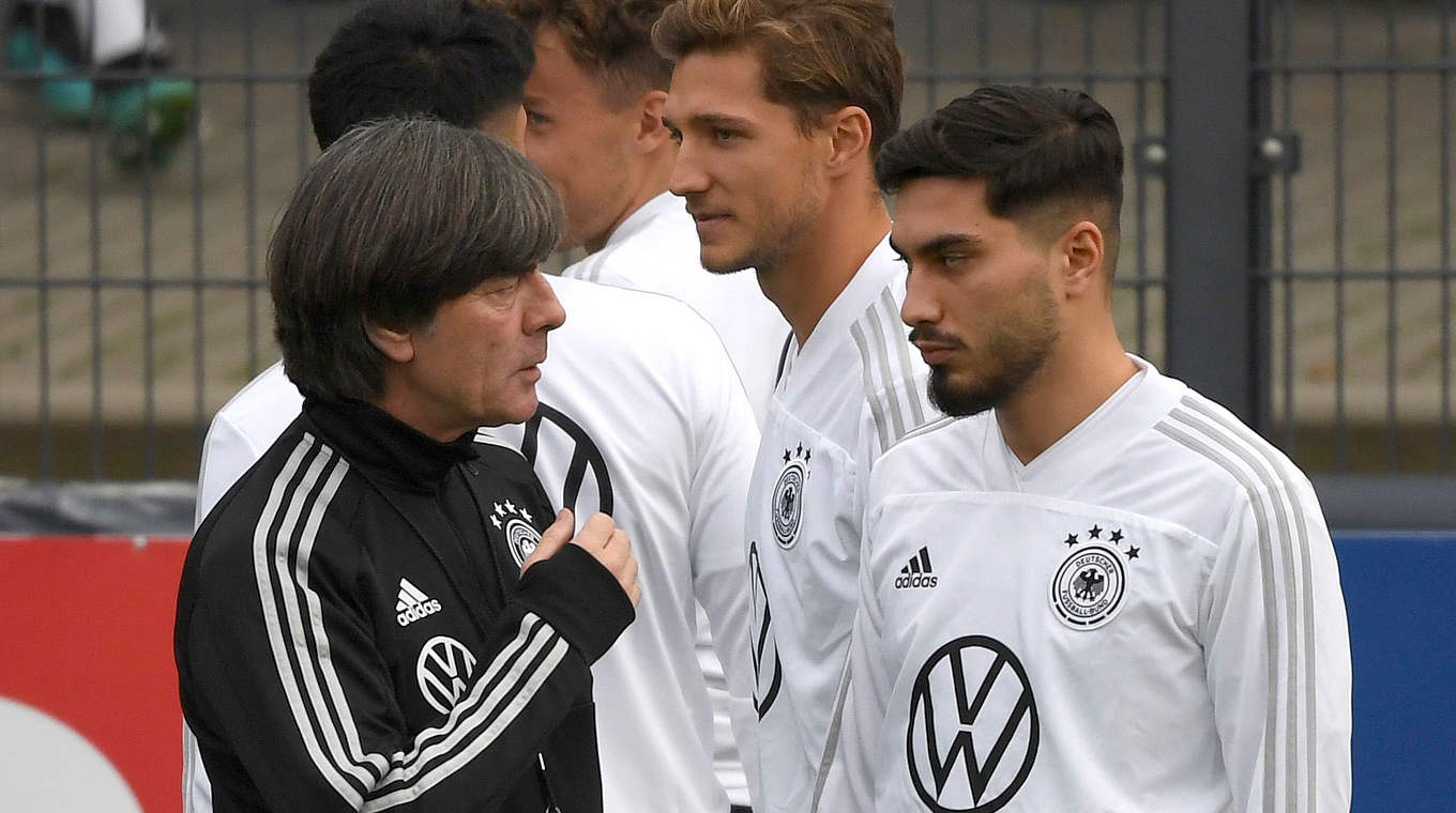 Serdar and Löw (l.): "I'm proud to have made three appearances for Germany already."  © GettyImages