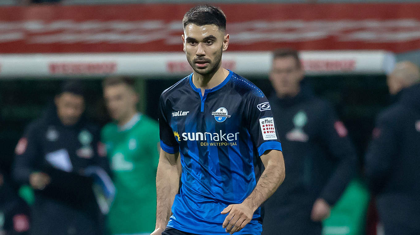 Muss zwei Meisterschaftsspiele aussetzen: Gerrit Holtmann vom SC Paderborn © imago images/foto2press