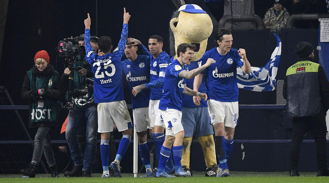 The comeback is complete: Schalke celebrate.  © Getty Images
