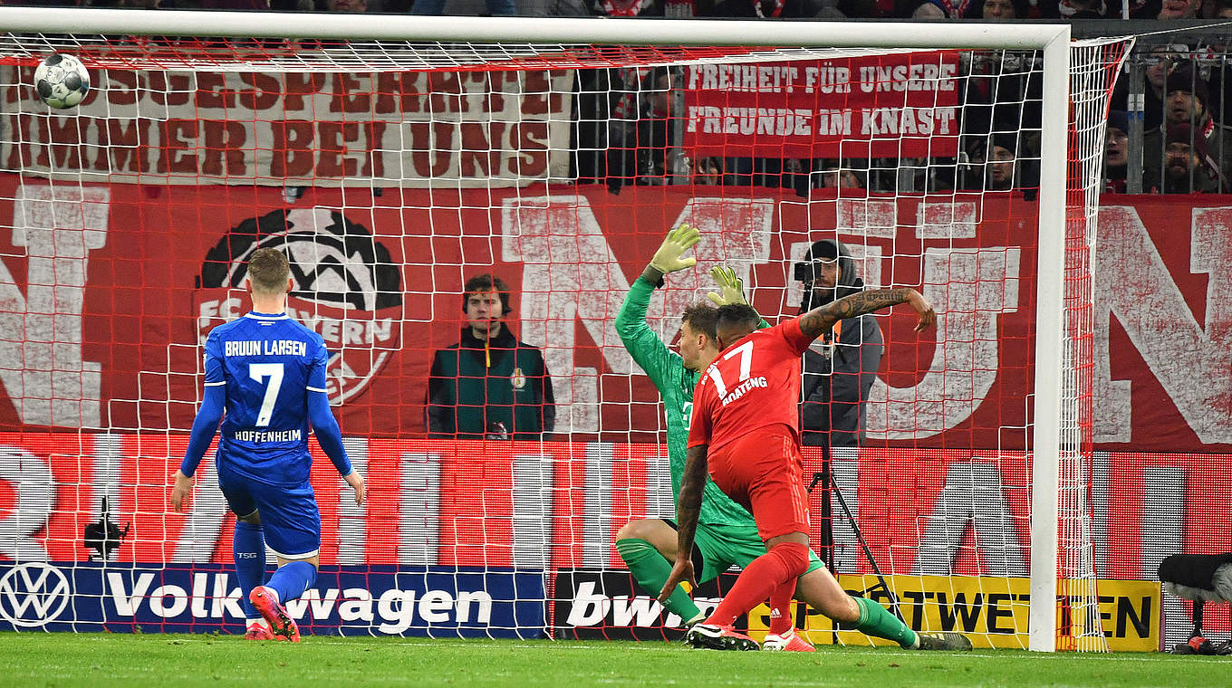 Own goal eight minutes in: Jerome Boateng deflects a shot from Ihlas Bebou into the net © imago images/Sven Simon