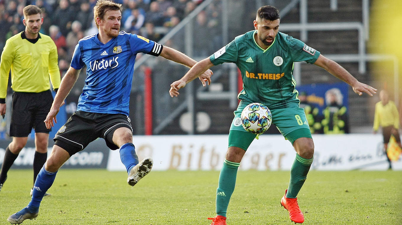 FCS-Kapitän Manuel Zeitz (l.): "Der Aufstieg in die 3. Liga ist unser ganz großes Ziel" © imago images/Jan Huebner