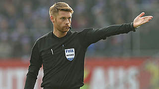 Seit 2002 DFB-Schiedsrichter: Christian Dingert © imago images/Claus Bergmann