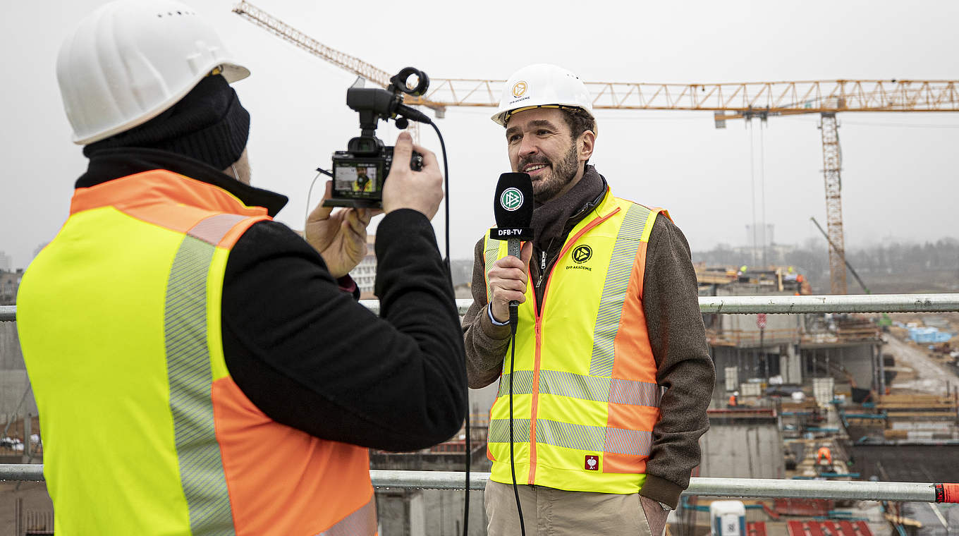 Der Neue DFB Und Seine Akademie: Friedrich Curtius Besucht Baustelle ...