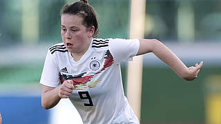 Steuert zwei Tore zum Sieg bei: Freiburgs U 16-Nationalspielerin Jonna Brengel © 2020 Getty Images