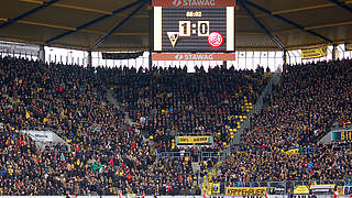 30.313 Zuschauer beim Rekordspiel im Februar 2015: Aachen gewinnt 1:0 gegen Essen © MSPW