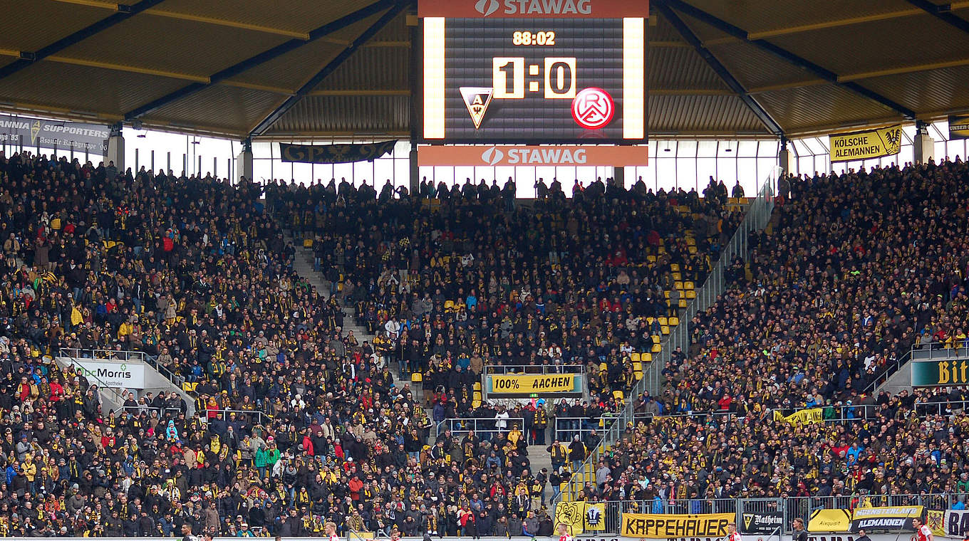 30.313 Zuschauer beim Rekordspiel im Februar 2015: Aachen gewinnt 1:0 gegen Essen © MSPW