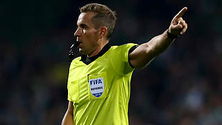 Leitet in Bremen sein 119. Bundesligaspiel: FIFA-Referee Tobias Stieler © Getty Images