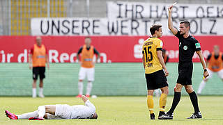 Sieht die Rote Karte: Chris Löwe im Auswärtsspiel beim SV Sandhausen © 2020 Getty Images