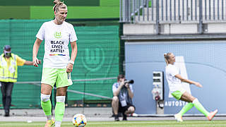 Als Wolfsburger Kapitänin auch Vorbild: Alexandra Popp sendet klare Botschaften aus © Thomas Boecker/DFB