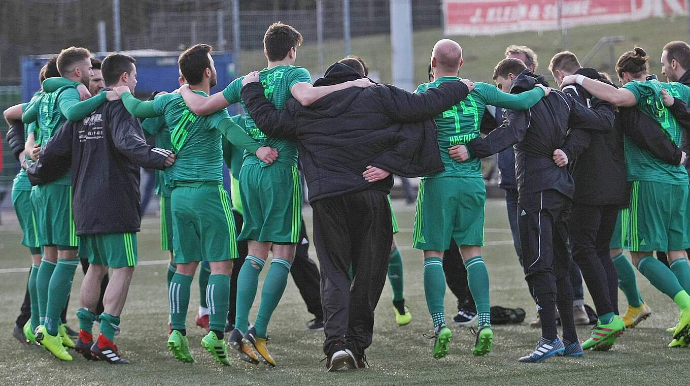 Trifft in der ersten Pokalrunde auf den VfL Bochum: Fünftligist FV Engers © imago