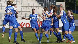 Mit Torfestival in die nächste Pokalrunde: die Frauen des SV Meppen © imago images/Werner Scholz