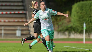 Leitet den Sieg in der 3. Minute ein: Stephanie Goddard von Werder Bremen © imago