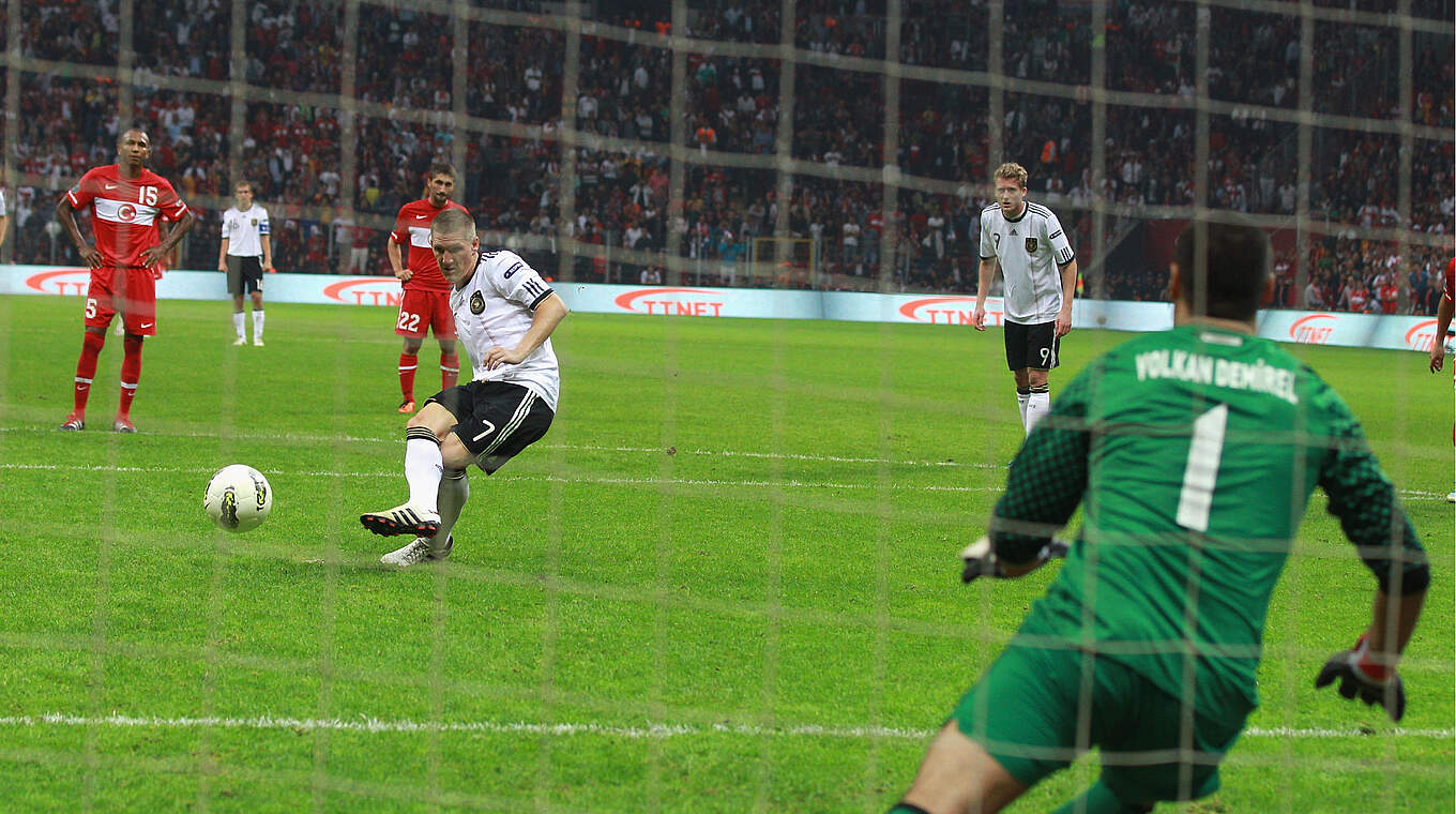 Last match in 2011: Bastian Schweinsteiger scores from the spot © GettyImages