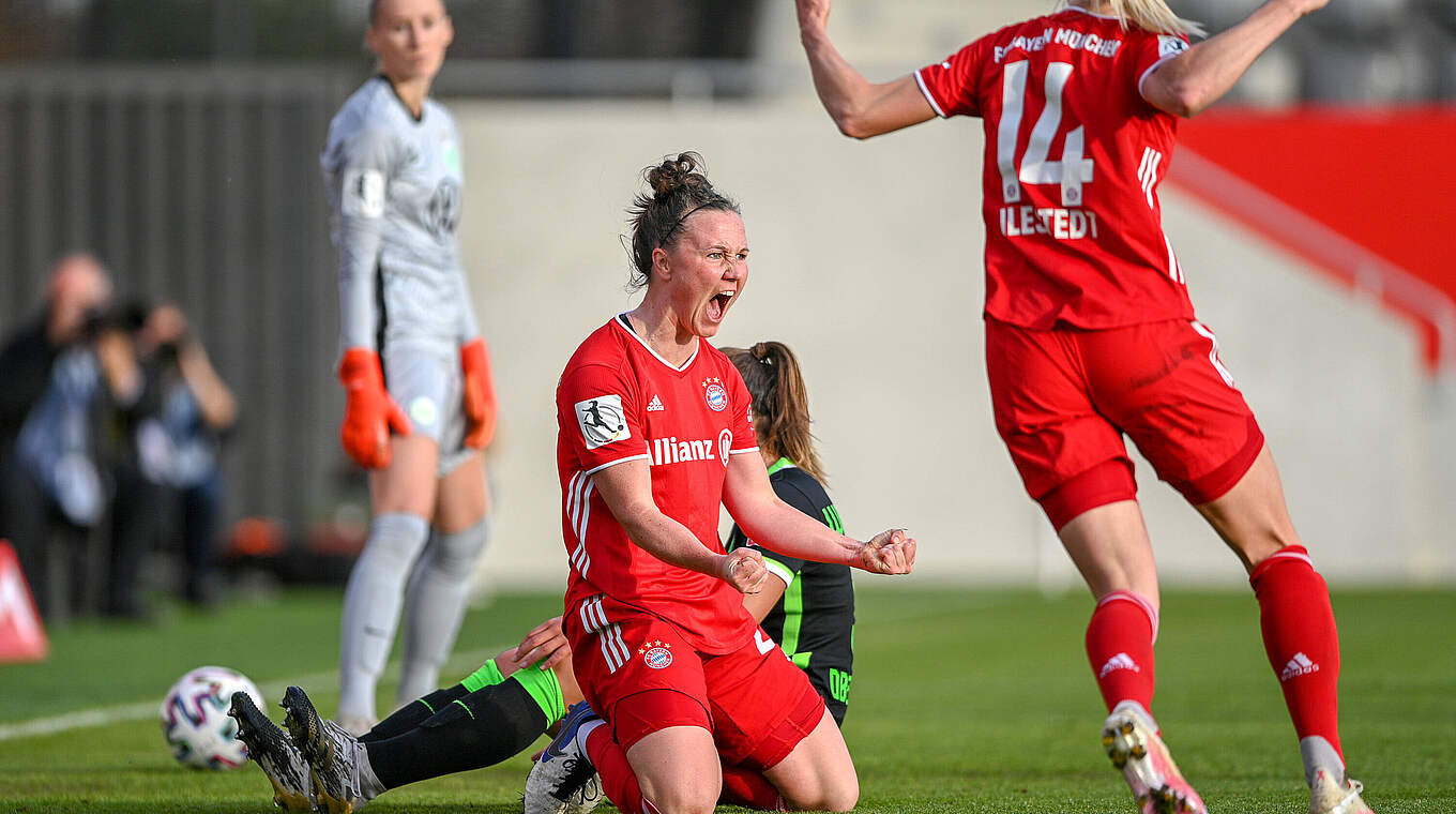 "Ich genieße jeden Augenblick": Zugang Marina Hegering führt Tabelle mit Bayern an © imago images/foto2press