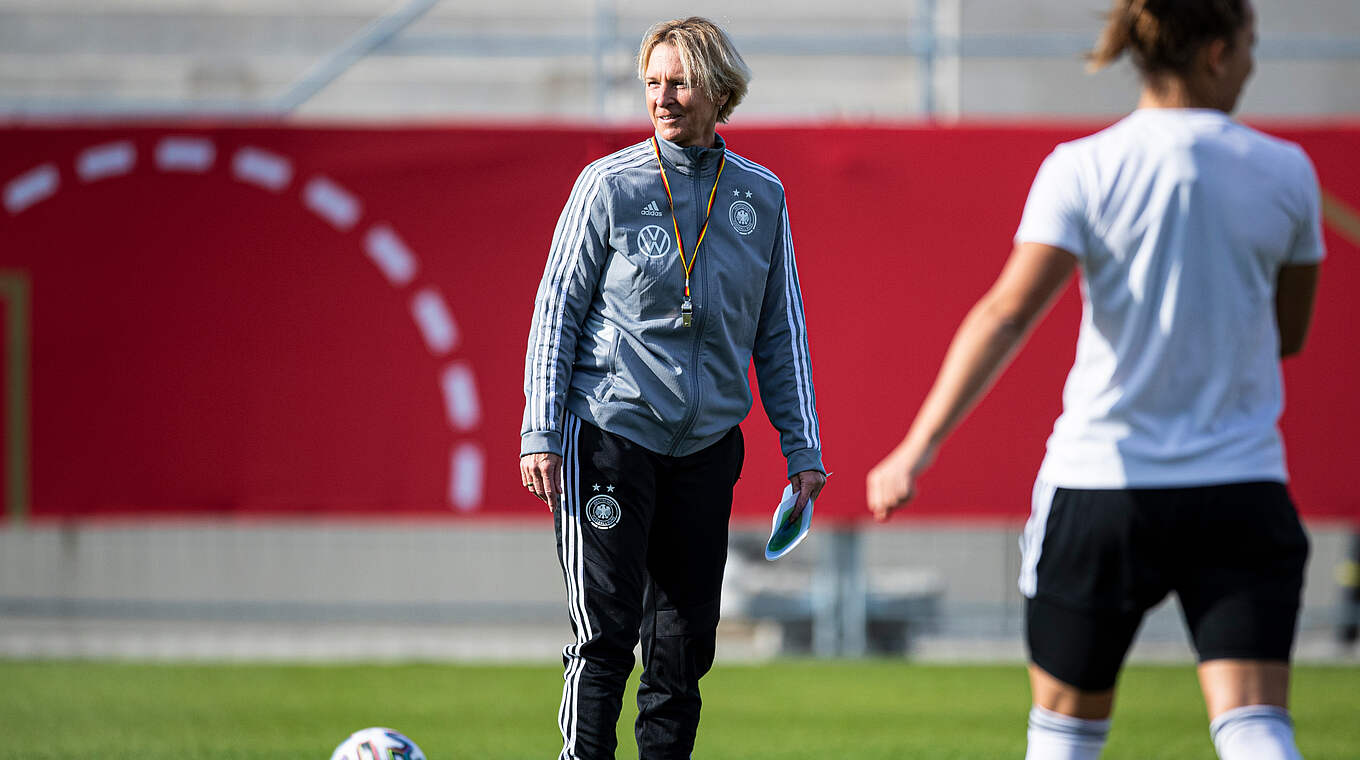 Martina Voss-Tecklenburg: “It’s really important to me that we have fun on the pitch” © Thomas Böcker/DFB