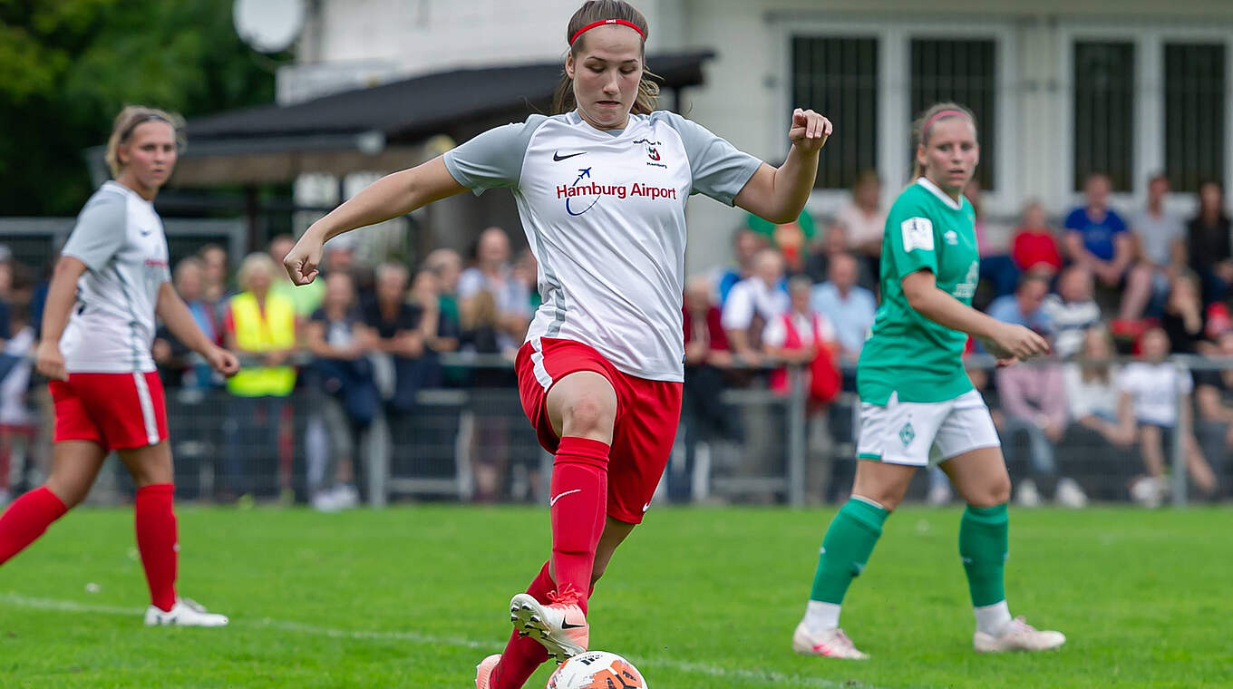 Trifft zum Walddörfer 1:0: Dalina Saalmüller (hier 2019 im Pokal gegen Werder Bremen) © imago