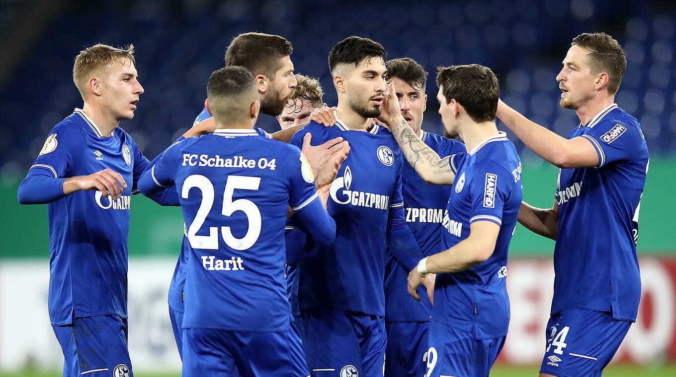 Ebnet Schalke den Weg ins Achtelfinale: Nationalspieler Suat Serdar (M.) © 2020 Getty Images