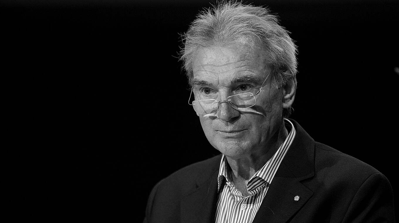 Tod im Alter von 81 Jahren: Trauer um BDFL-Ehrenpräsident Horst Zingraf © 2009 Getty Images