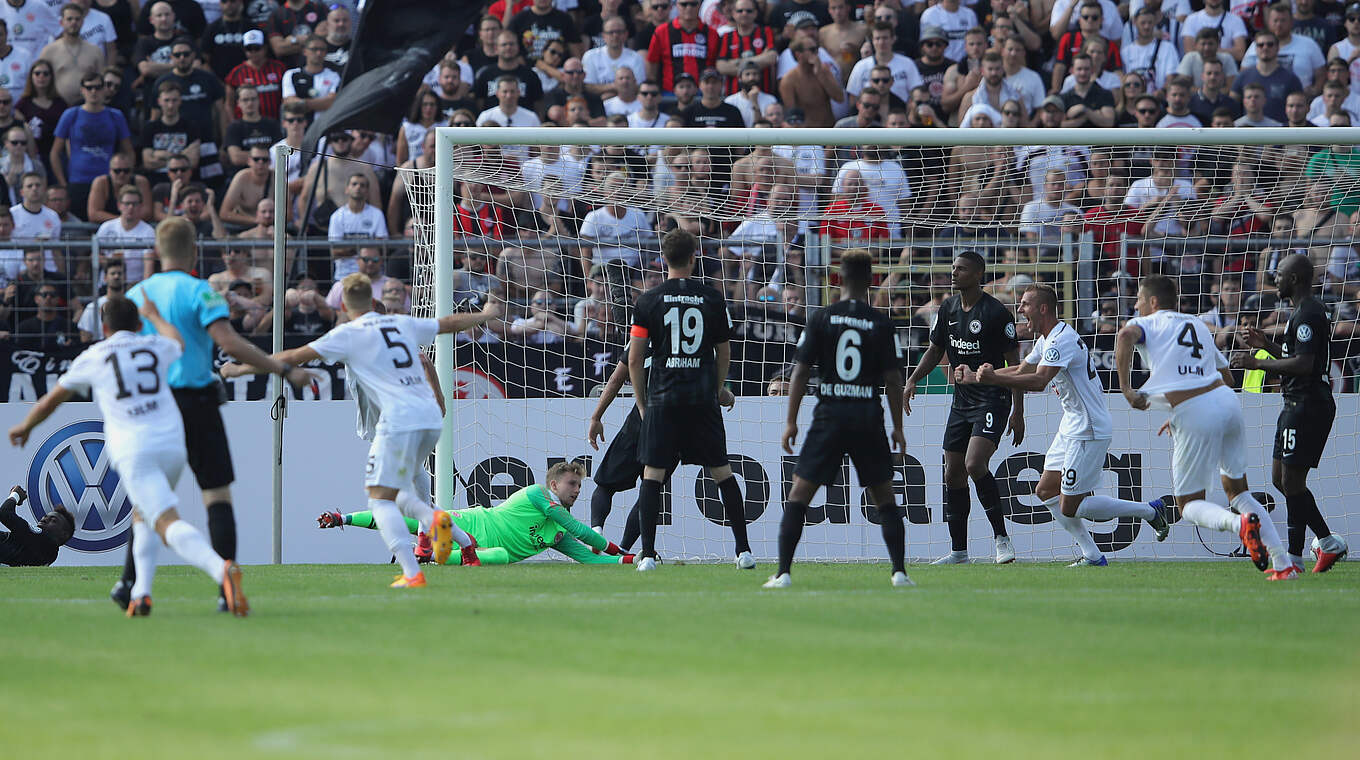 Pokalsiegerbesieger: Ulm lässt 2018 Frankfurts Traum vom erneuten Pokalfinale platzen © Getty Images