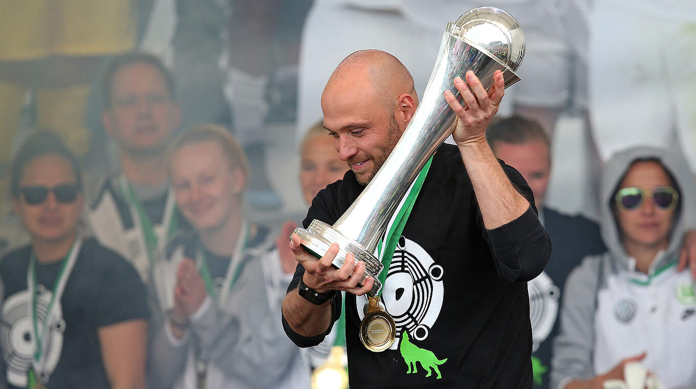 Doublesieger 2019: Trainer Stephan Lerch gewinnt mit dem VfL Wolfsburg den Pokal © 2019 Getty Images
