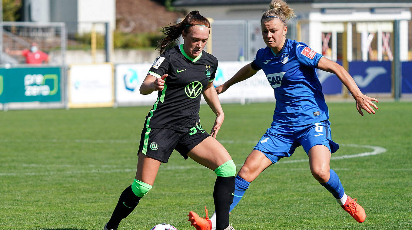 Lena Lattwein (r.): "Wir haben gegen Wolfsburg absolut gar nichts zu verlieren" © imago