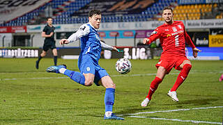 Matchwinner für den SV Meppen: Tom Boere (l.) trifft zum 2:1-Endstand © imago