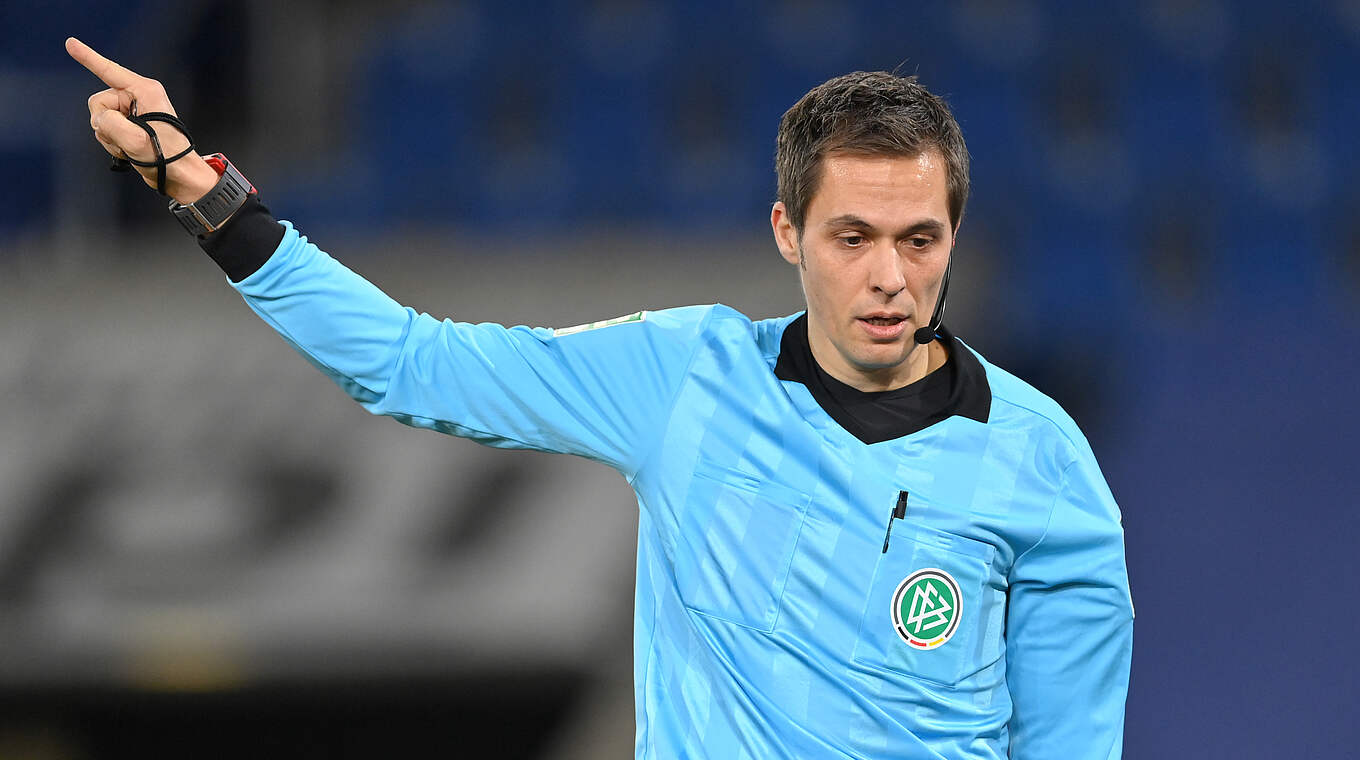 Leitet in Köln sein 118. Bundesligaspiel: DFB-Schiedsrichter Robert Hartmann © 2021 Getty Images