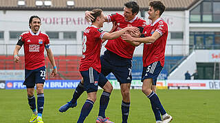 Negativserie beendet: SpVgg Unterhaching gewinnt gegen den Halleschen FC © imago / foto2press