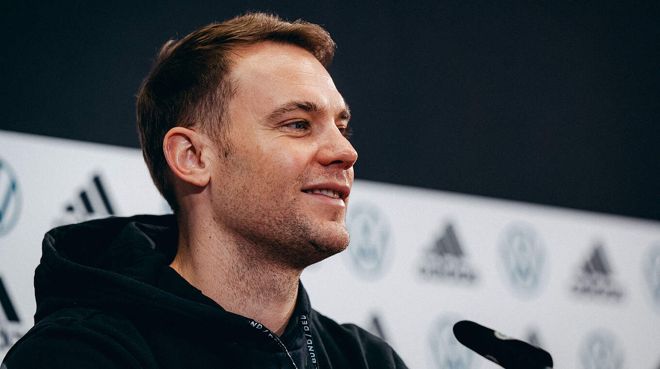 Neuer: "We want to do our jobs as successfully as possible." © Philipp Reinhard