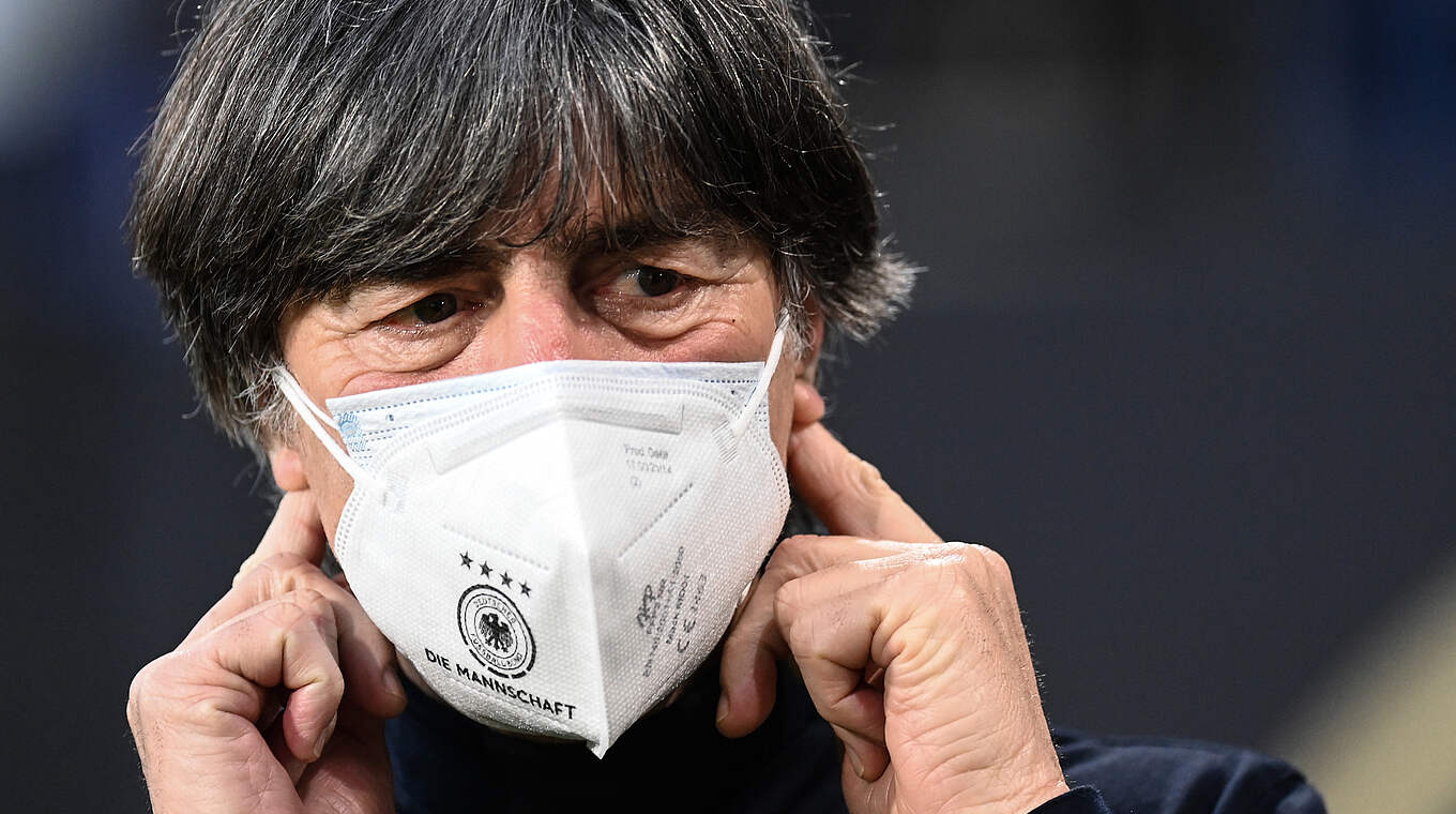 Joachim Löw: "We'll think about things very intensively over the coming days and weeks." © 