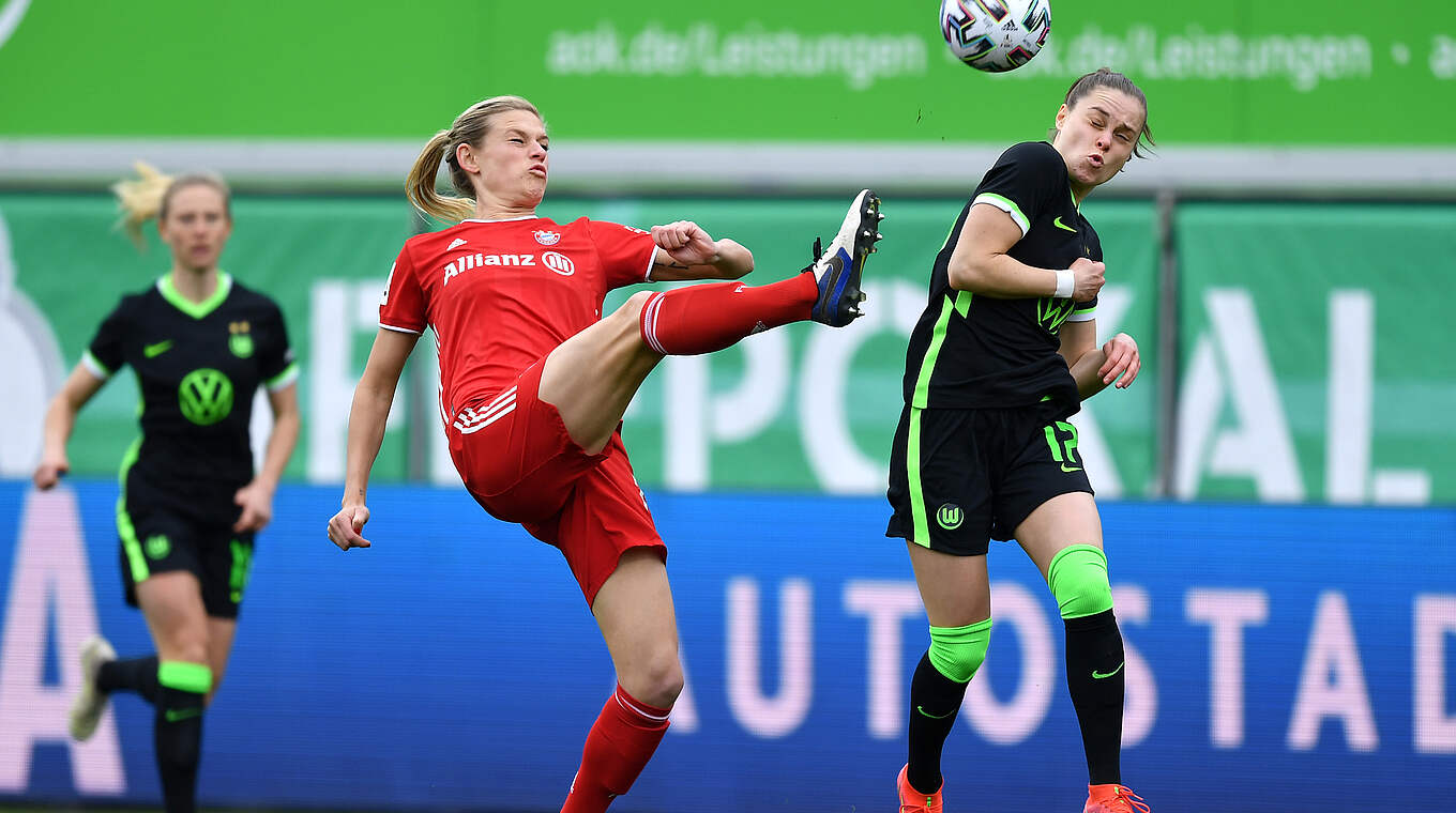 Umkämpftes Spiel: Wolfsburg und der FC Bayern schenkten sich nichts © Getty Images